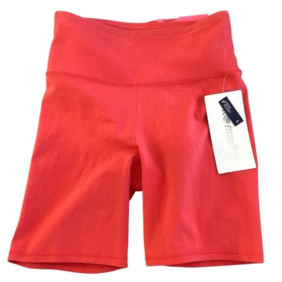 Marika Pants - Marika 7” Cora Bike Shorts Cayenne Color Size Small NEW Style ML50807A